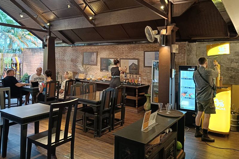 Free Flow Complimentary