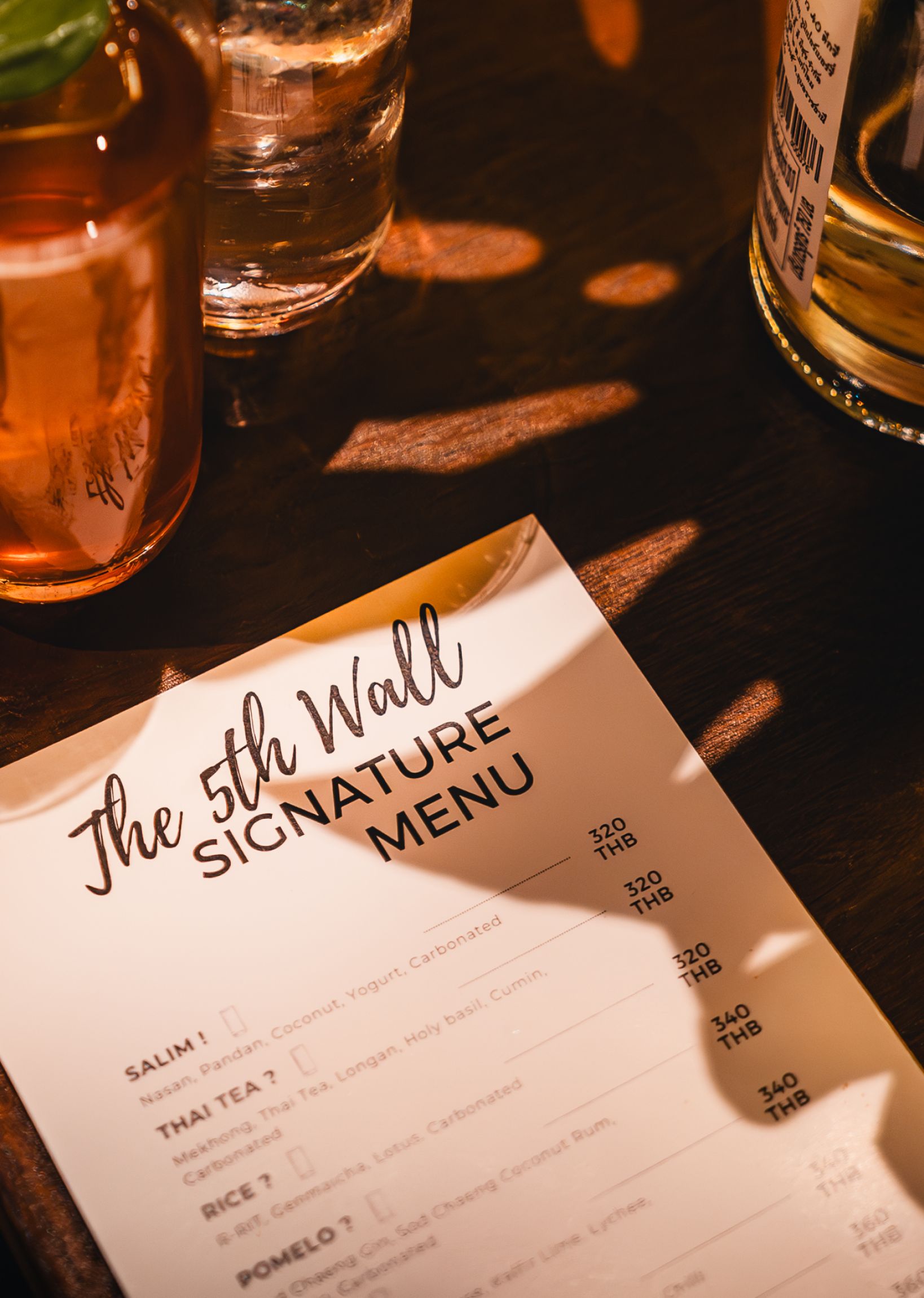 The 5th wall Signature menu